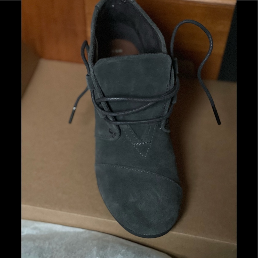Brand new! Super cute!! Gray